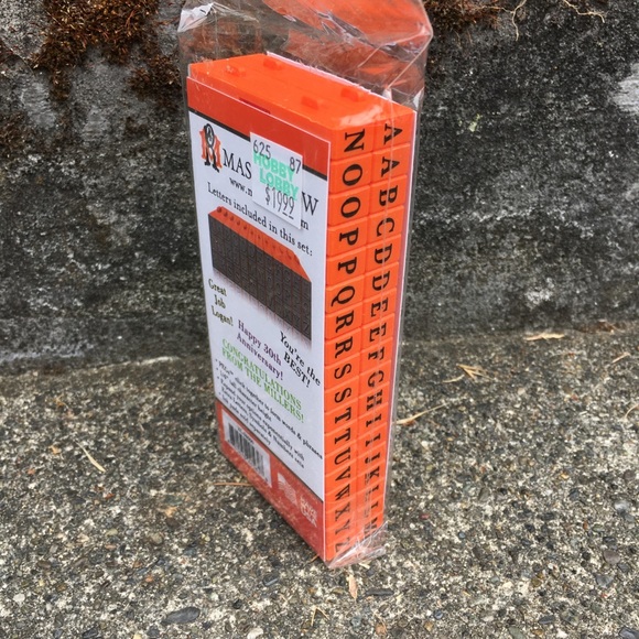 Rubber stamps crafting capital letter alphabet - Picture 2 of 6